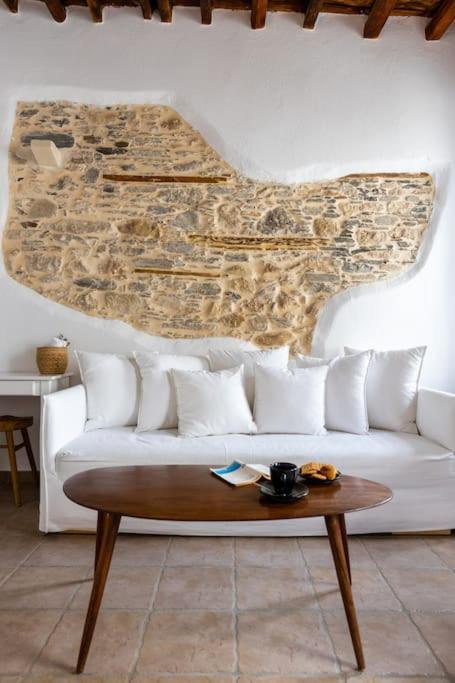 Venghera Naousa Apartment In The Heart Of Naousa エクステリア 写真